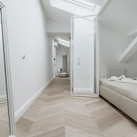 La Belle Epoque By Staylab Apartahotel Varsovia