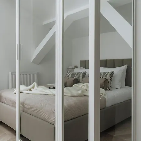 La Belle Epoque - Loftaffair Collection 3*