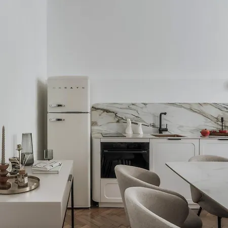 Apart-hotel La Belle Epoque By Staylab