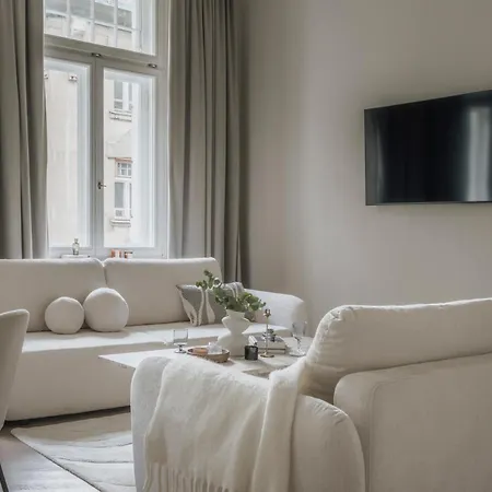 La Belle Epoque By Staylab Apartahotel Varsovia