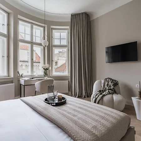 La Belle Epoque By Staylab