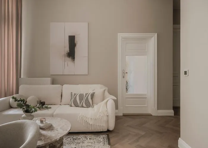 Aparthotel La Belle Epoque 3*